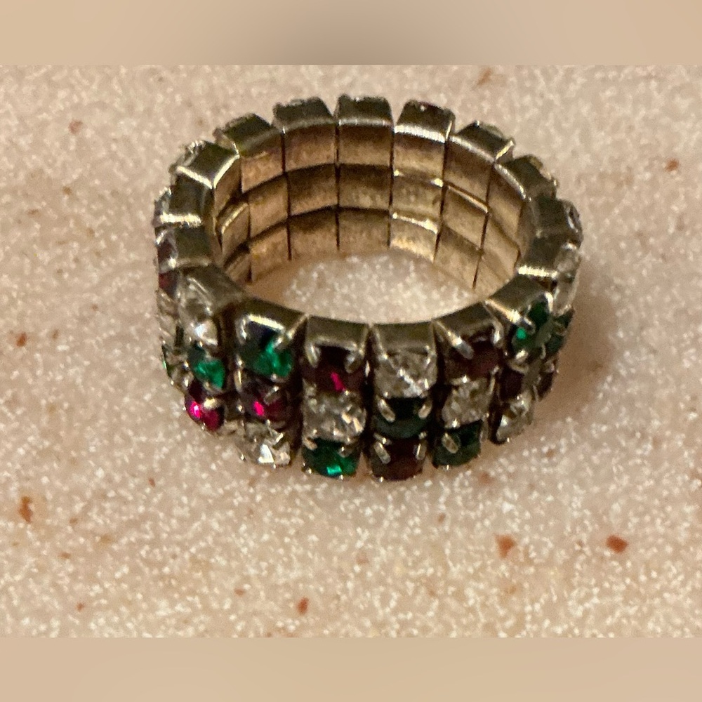 Elegant Multi-Color Crystal Ring